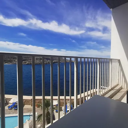 Paradise Bay Resort-3